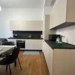 아파트 Nolo62, A Nifty Flat In