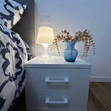 Nolo62, A Nifty Flat In Apartment