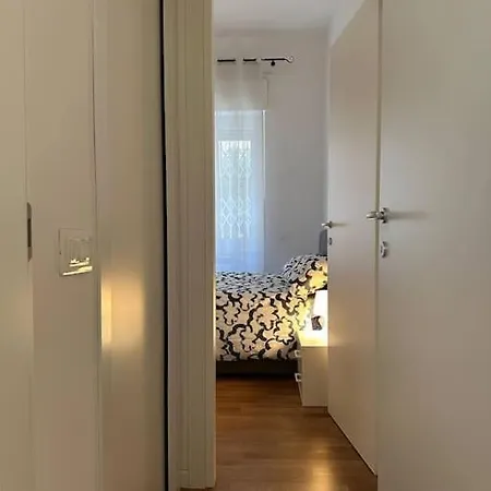 Nolo62, A Nifty Flat In Apartment